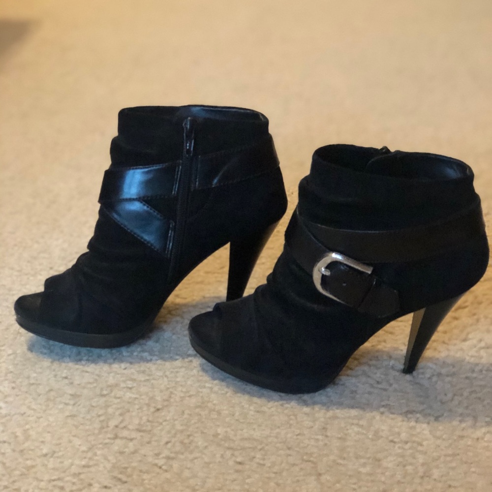 Women’s shoes
